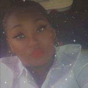 Meet your Posher, Anjae